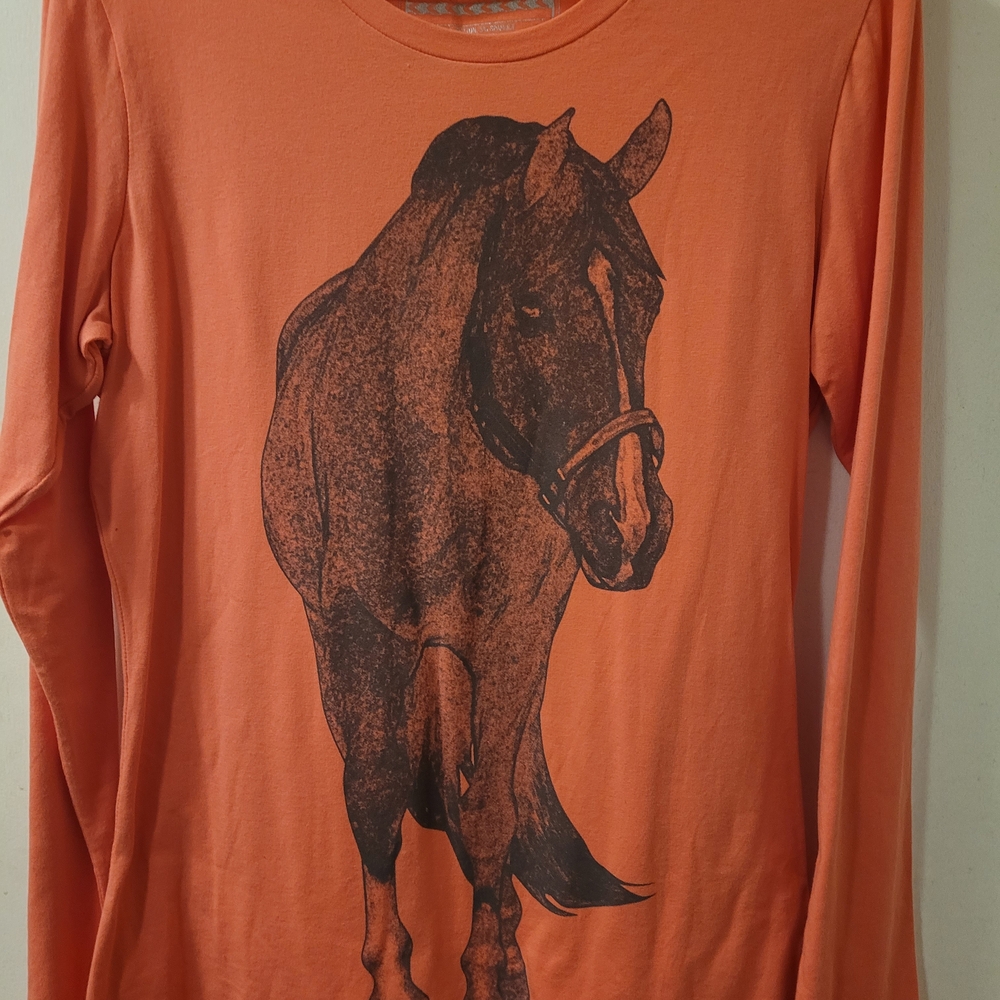 Irideon Coral Long Sleeve Shirt with Horse Graphic